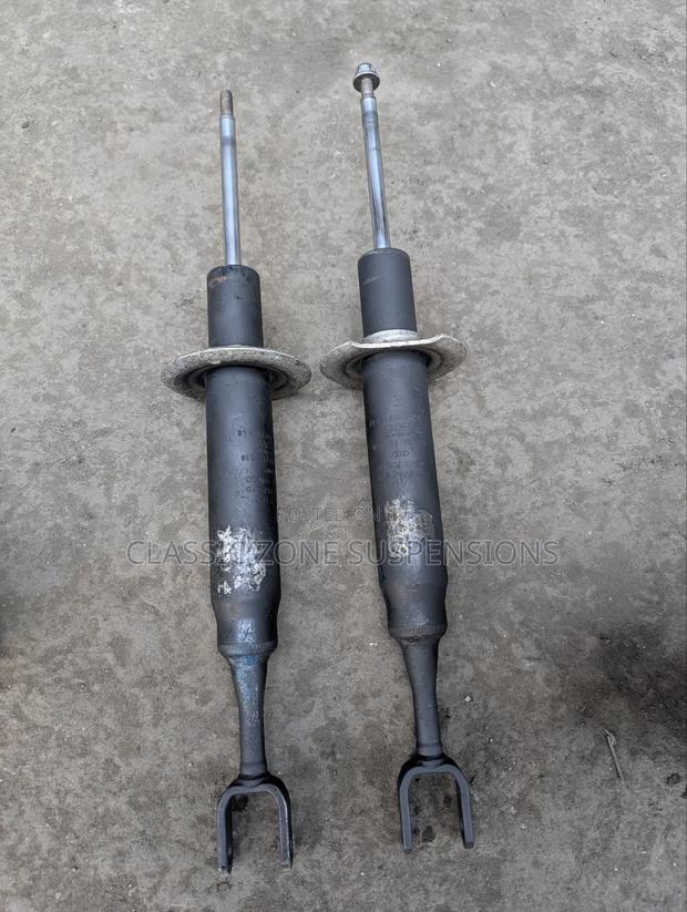 Volkswagen Passat 2006 Shock Absorbers. - thumbnail 2