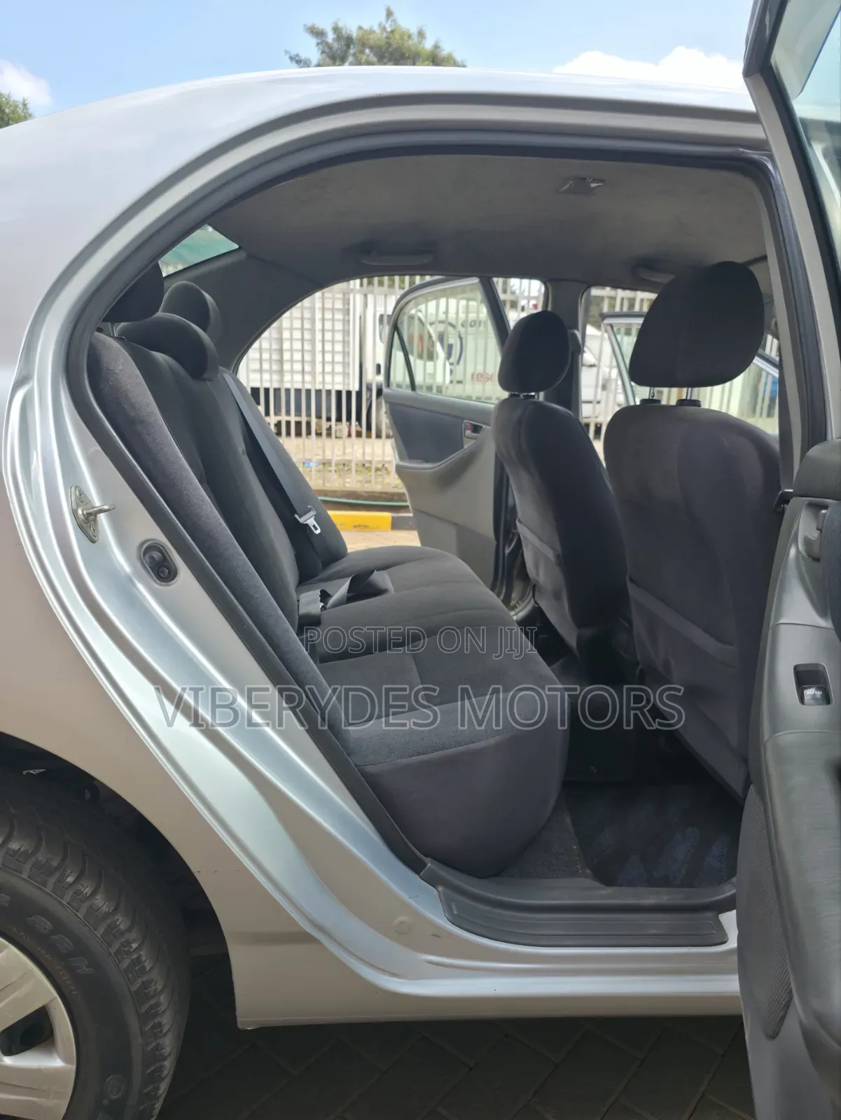 Toyota Corolla 2005 Silver