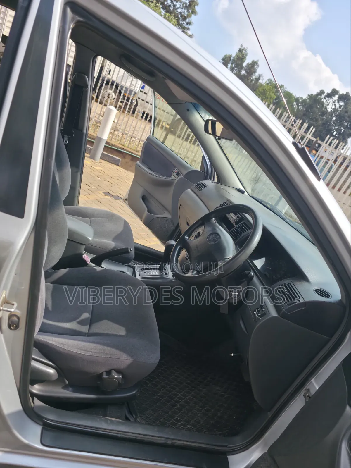Toyota Corolla 2005 Silver