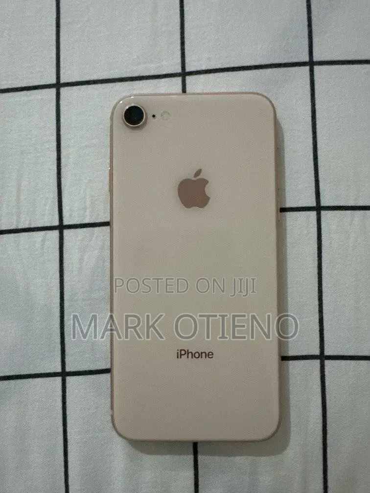 Apple iPhone 8 128 GB Gold