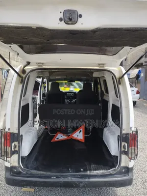 Mitsubishi Delica 2012 White