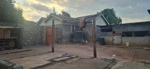 🏡🥑 2-Bedroom Bungalow on 2 Acres