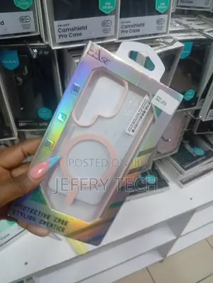 Pink MagSafe-compatible Phone Case for the Samsung Galaxy S22 Ultra.