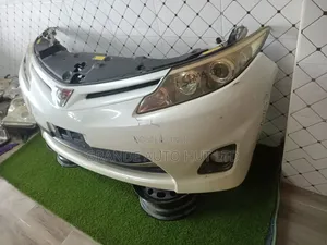 Toyota Estima Nosecut
