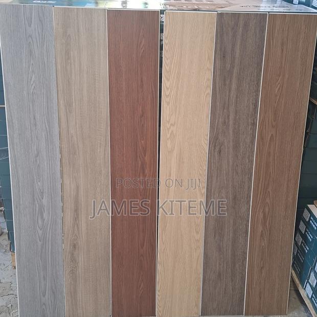SPC/Stone Plastic Composite - thumbnail 2