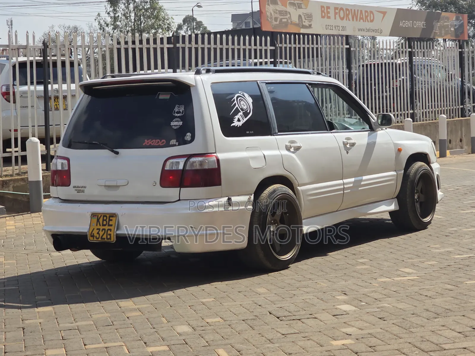 Subaru Forester 2001 White