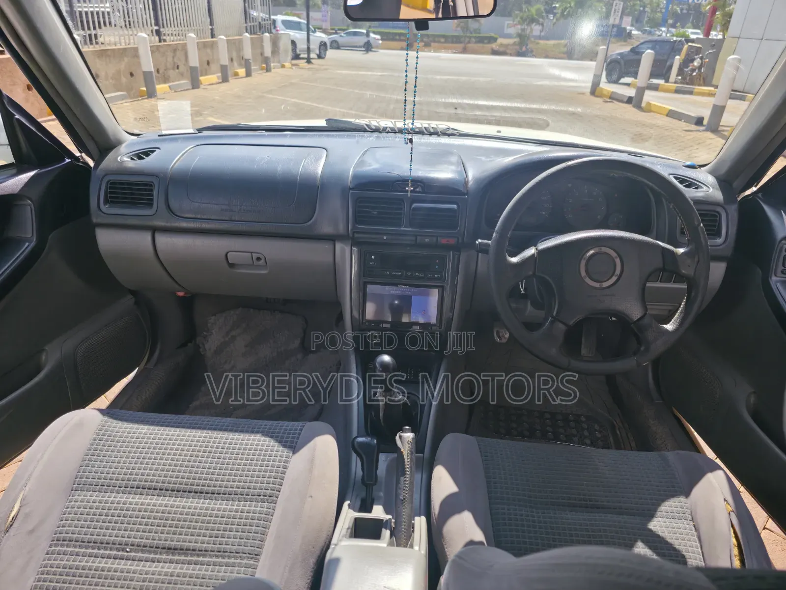 Subaru Forester 2001 White