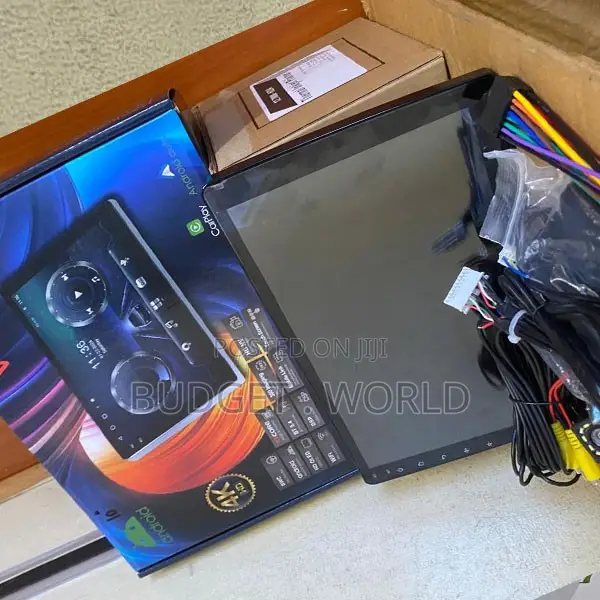 9-Inch Android Car Smart Screen4GB + 64GBwithParking Assistance Camera