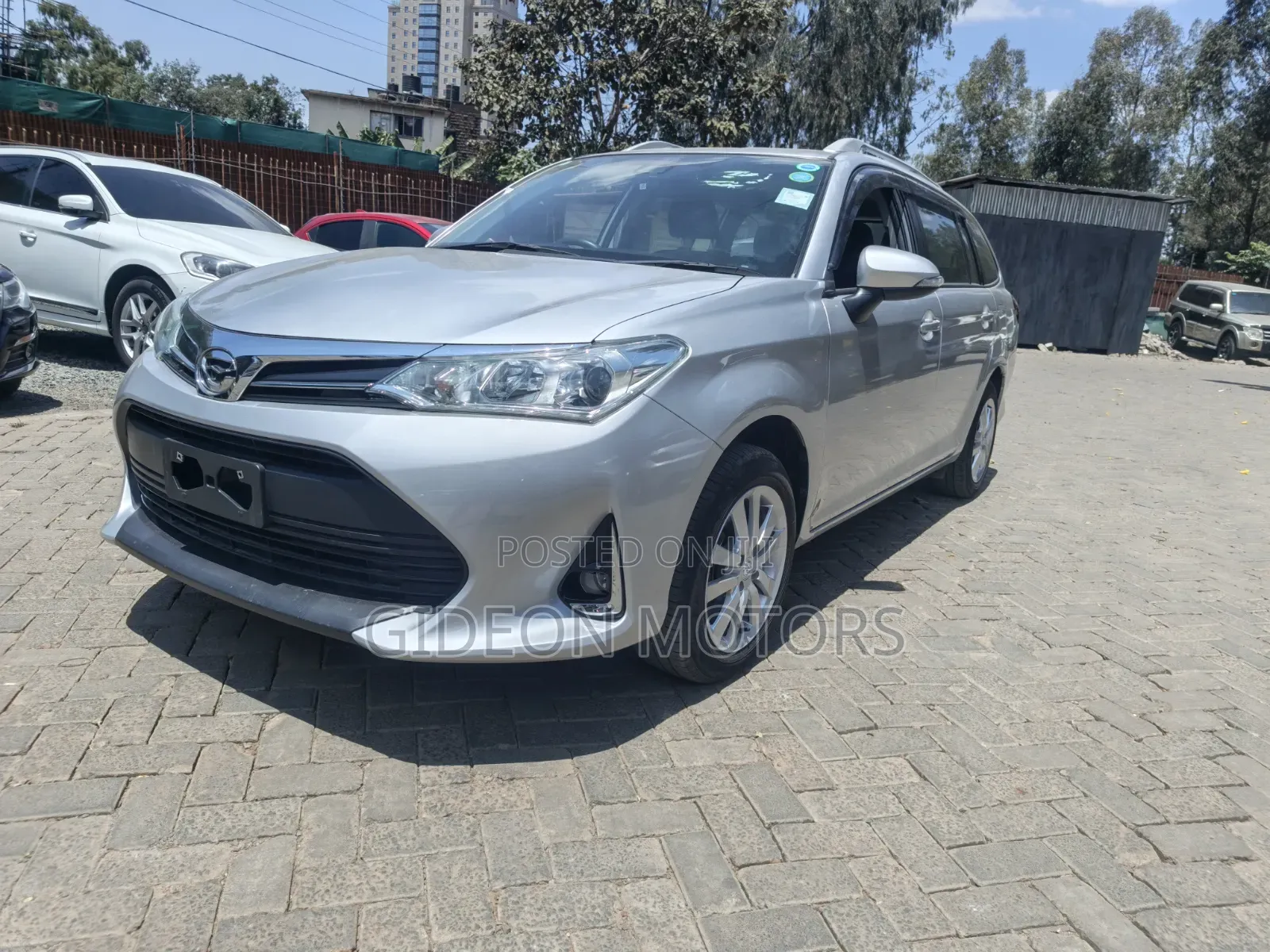 Toyota Corolla Fielder 2021 Silver
