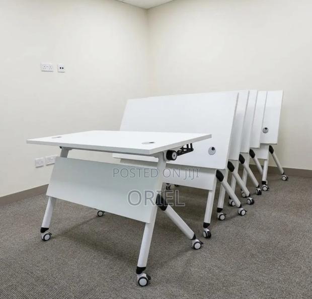 Office Table : Foldable Training Table - thumbnail 10