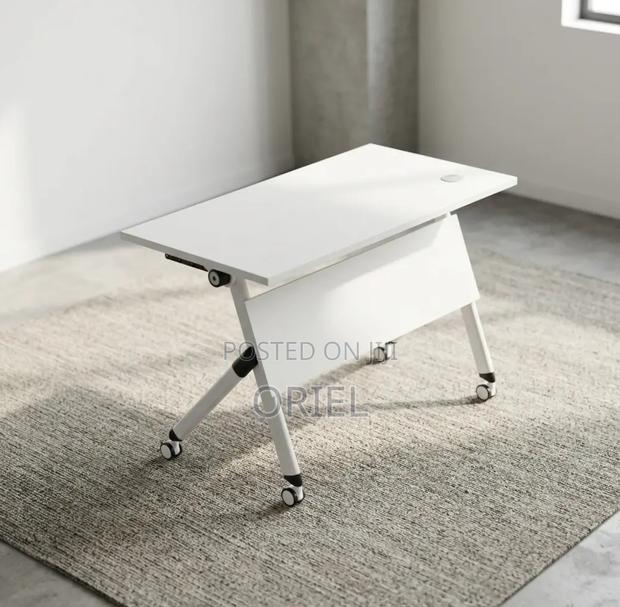 Office Table : Foldable Training Table - thumbnail 12