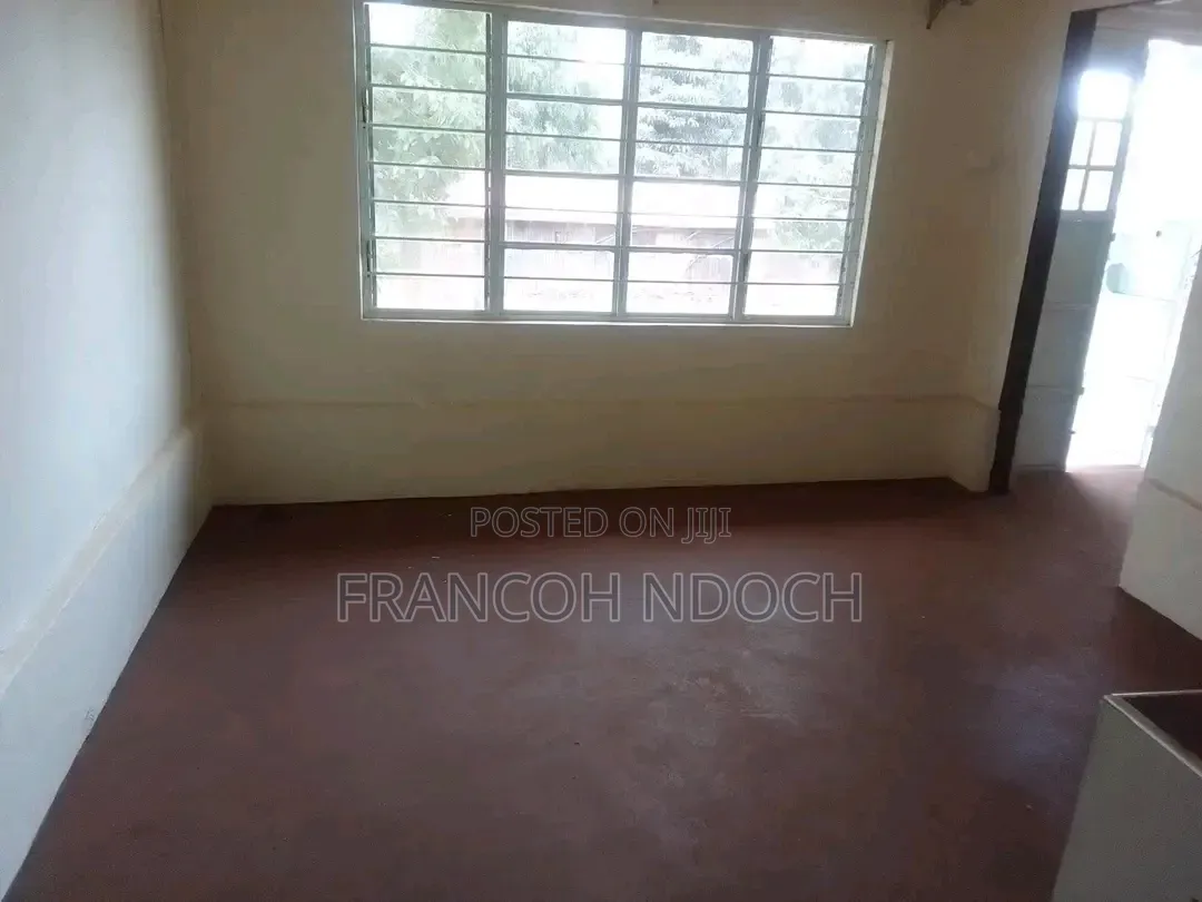 2bdrm House in Muraba Rd, Mutuini for rent