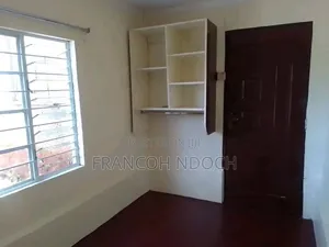 2bdrm House in Muraba Rd, Mutuini for rent