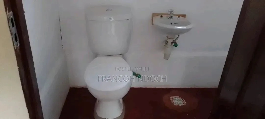 2bdrm House in Muraba Rd, Mutuini for rent