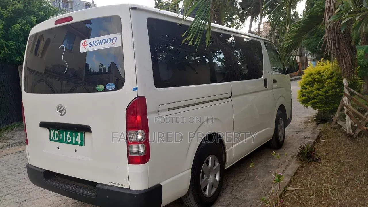 New Toyota HiAce 2018 White