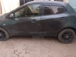 Mazda Demio 2011 Gray