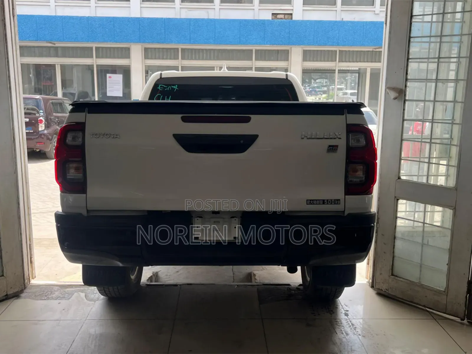 Toyota Hilux 2022 Off white