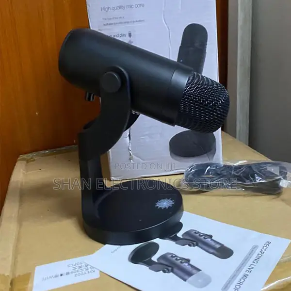 Professional Appearance Table Mic With Background Noise Control