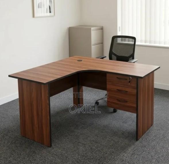 Office Table : 1400MM Study Table