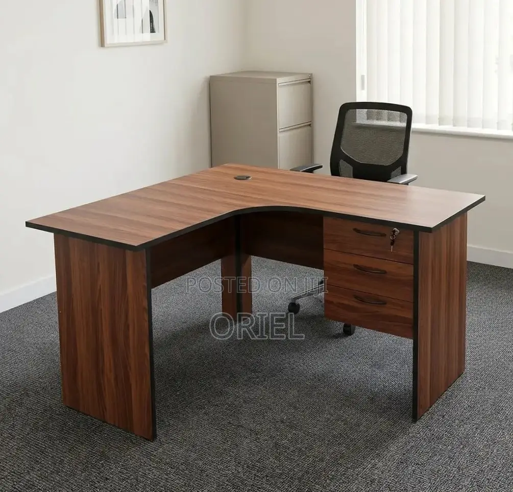 Office Table : 1400MM Study Table