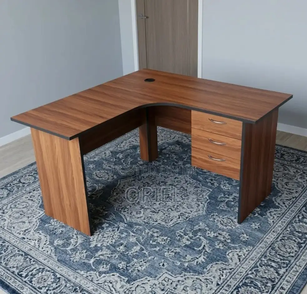 Office Table : 1400MM Study Table