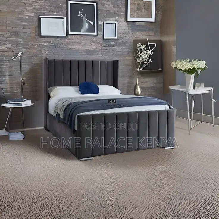Chester Bed; Luxury Upholstered Chesterfield Bed for Master Bedroom