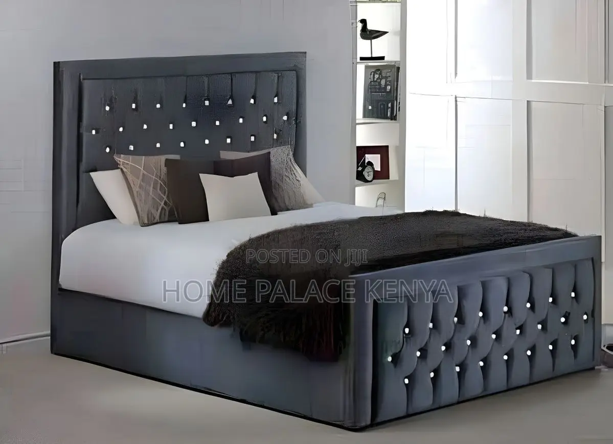 Chester Bed; Luxury Upholstered Chesterfield Bed for Master Bedroom