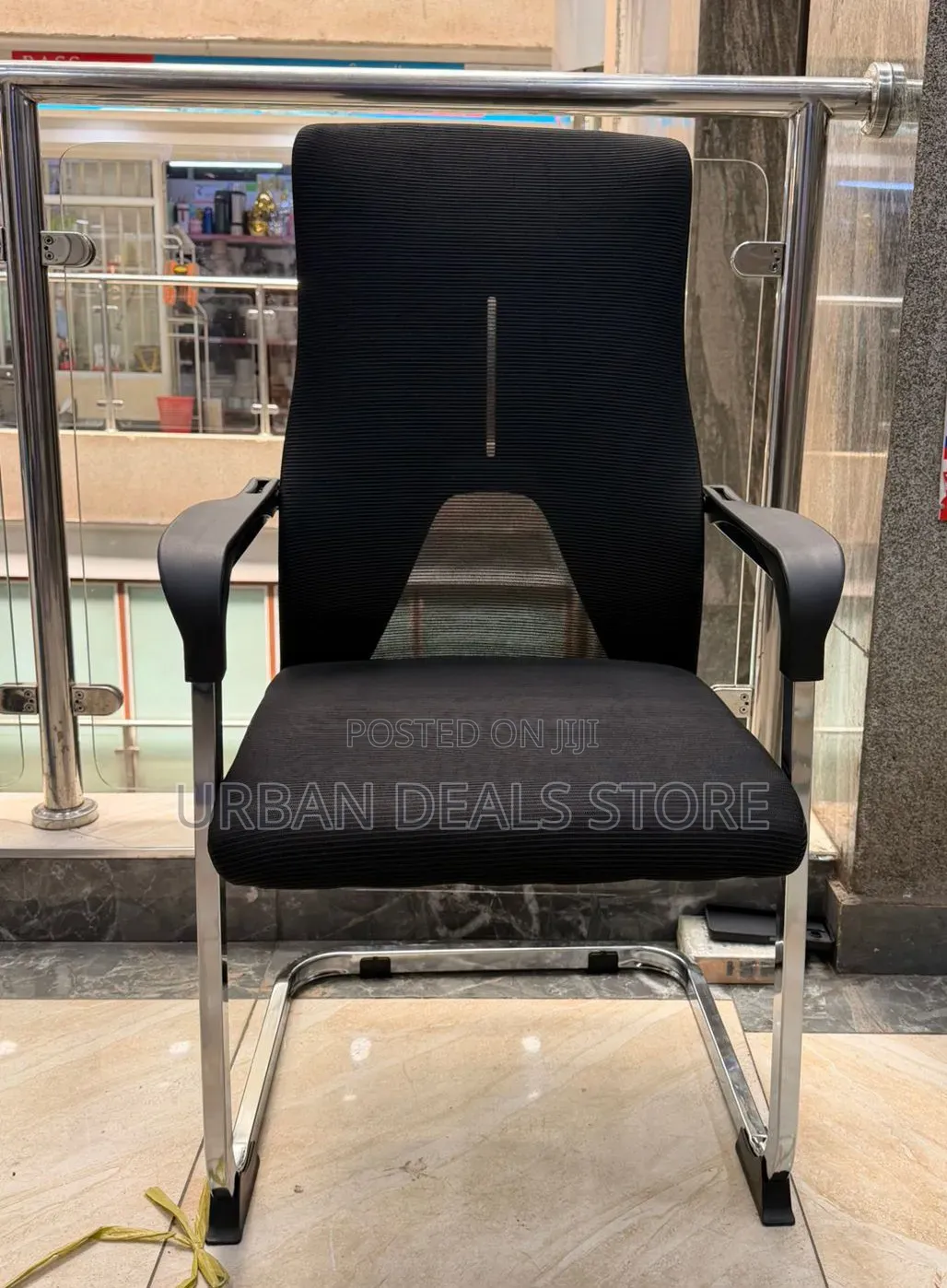 Mesh Non-Rolling Guest Office Chair