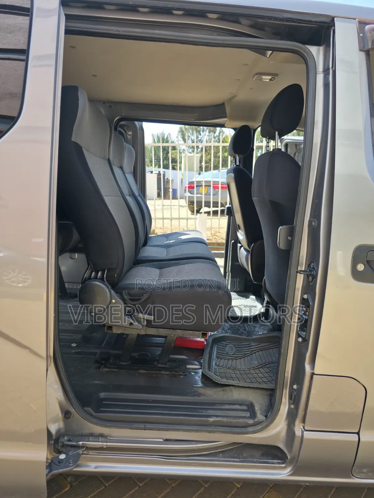 Nissan NV200 2016 Grey