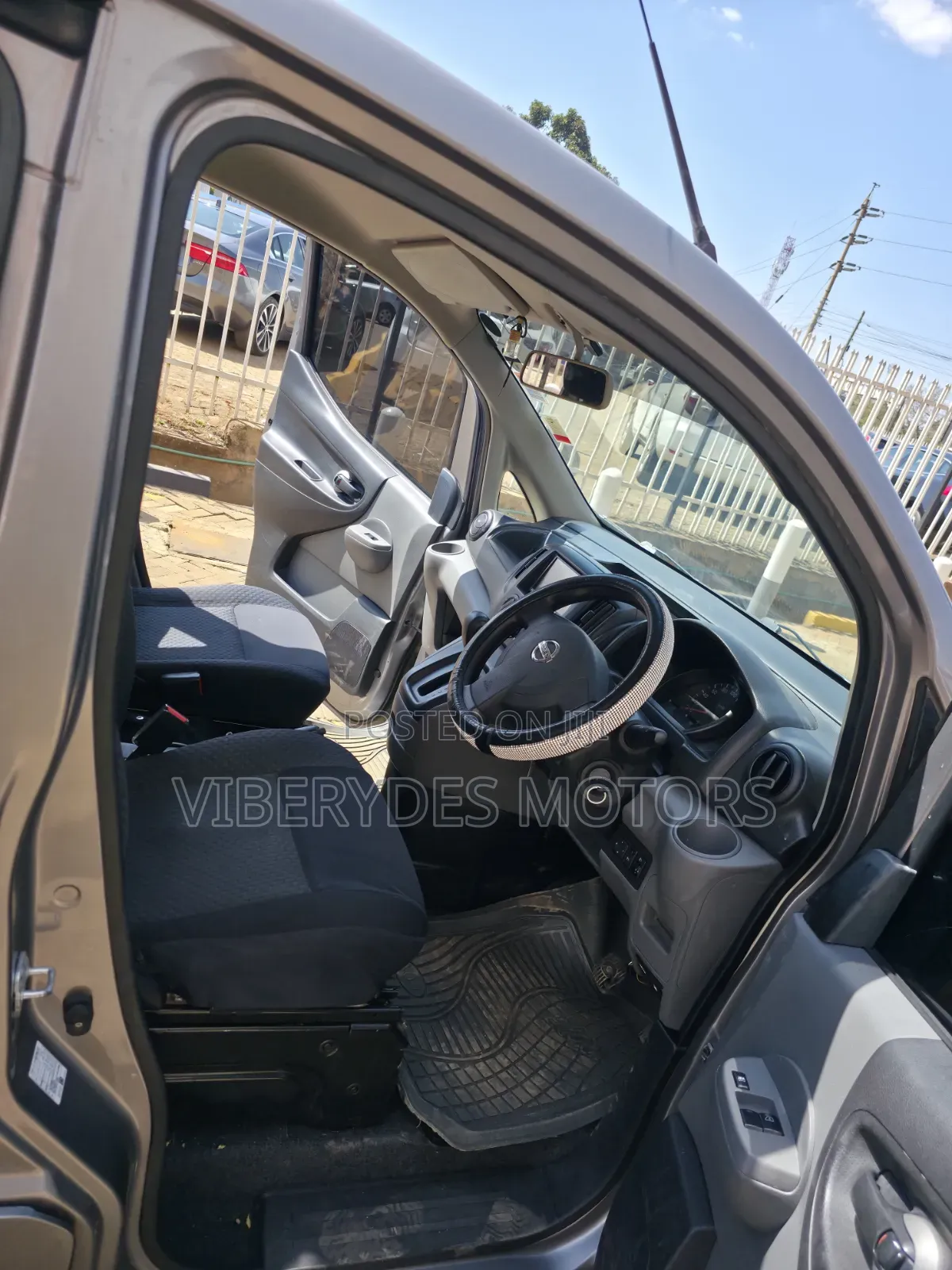 Nissan NV200 2016 Grey