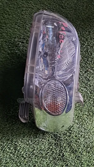 Toyota Porte Headlights