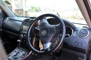 Suzuki Escudo 2008 Pearl