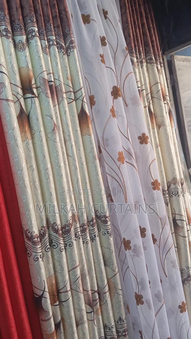 Heavy Curtains - thumbnail 2