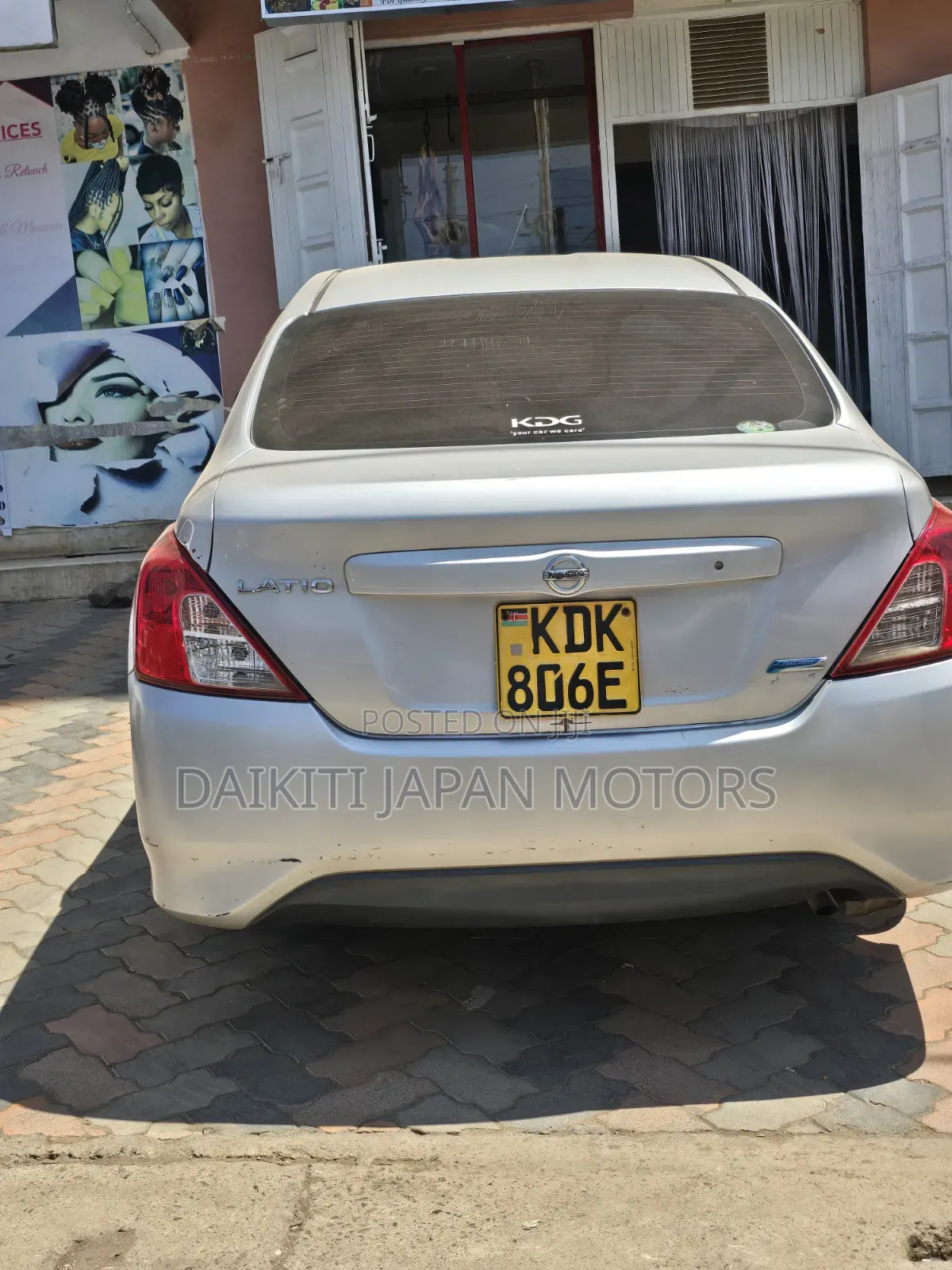 Nissan Latio 1.2 2015 Silver