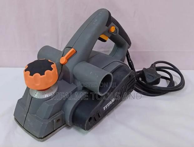 Ex-Uk Titan Ttb291pln Electric Planer