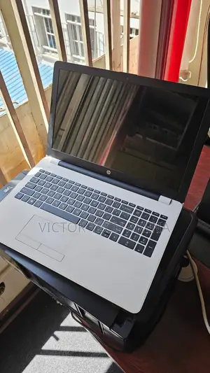 Laptop HP 15 8GB Intel Core i7 HDD 1T