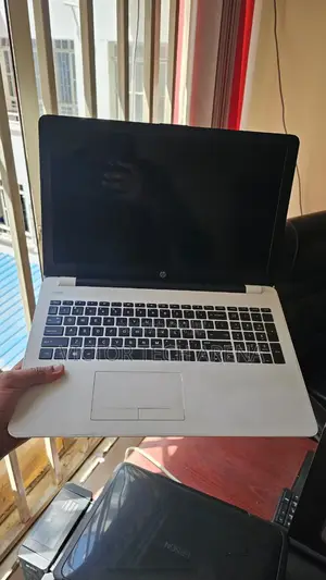 Laptop HP 15 8GB Intel Core i7 HDD 1T