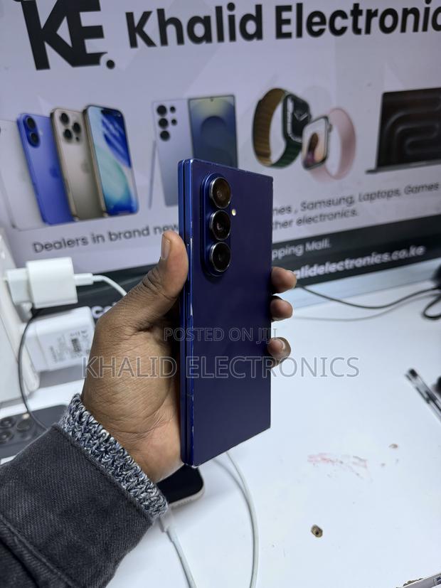 Samsung Galaxy Z Fold7 256 GB Blue - thumbnail 6
