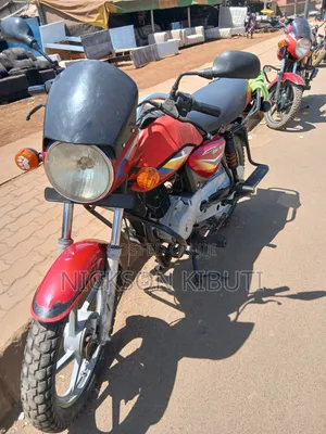 Bajaj Boxer 125 2024 Red