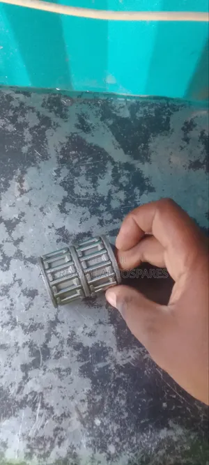 Top Shaft Roller Bearing Mistubishi Fuso