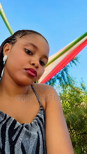 Veronica Gona