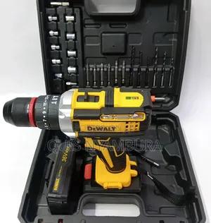 Dewalt Cordless Drill With Metal Chuck/ Cordless Drill