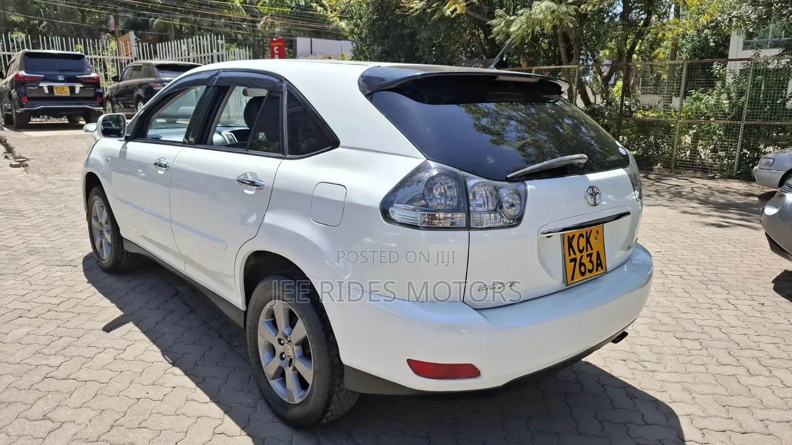 Toyota Harrier 2010 White