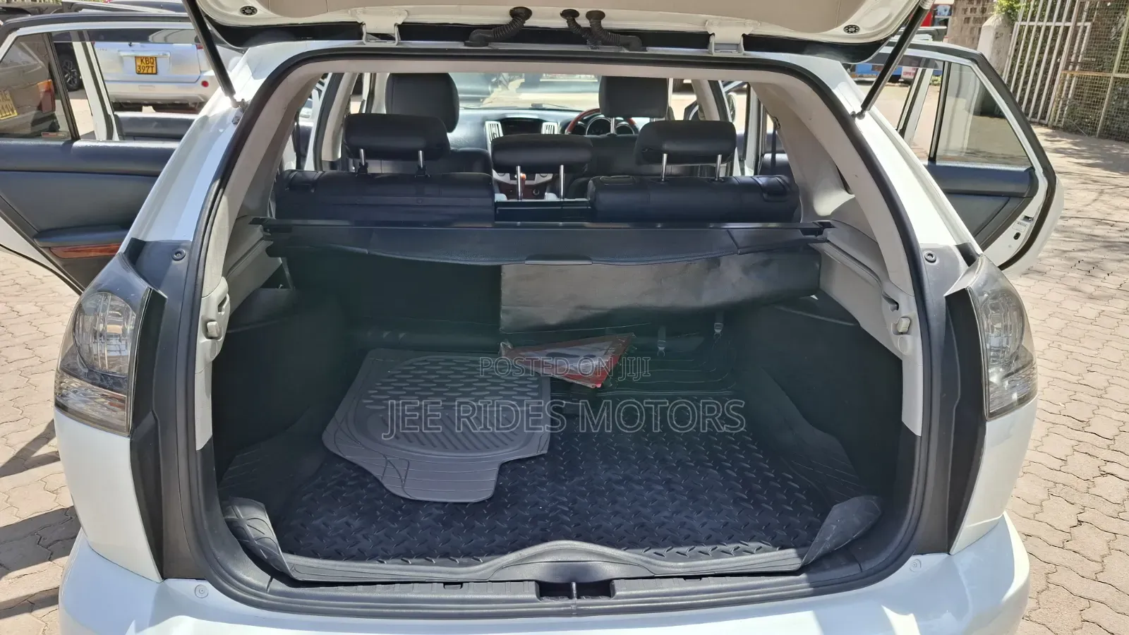 Toyota Harrier 2010 White