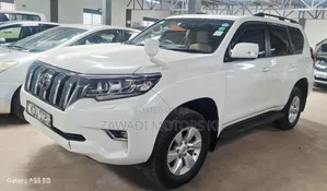Toyota Land Cruiser Prado 2018 White