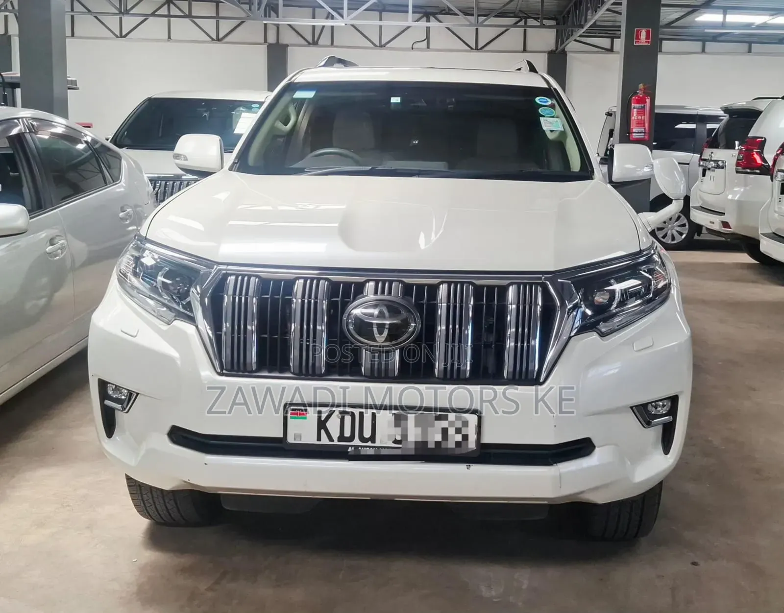 Toyota Land Cruiser Prado 2018 White