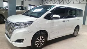 Toyota Esquire 2018 White