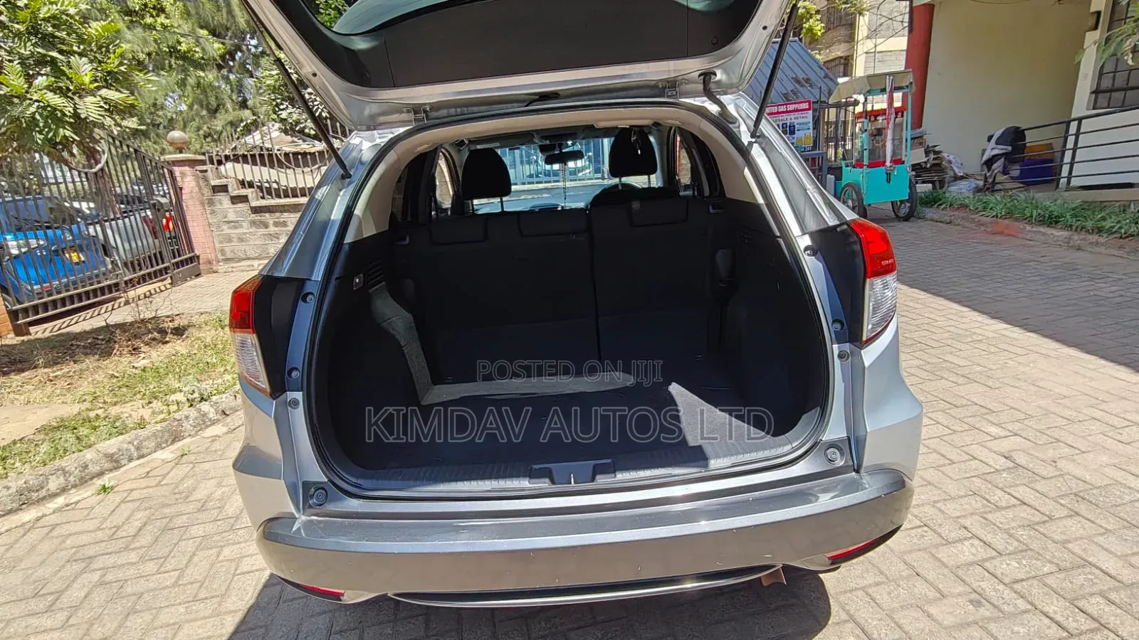 Honda Vezel 2016 Silver