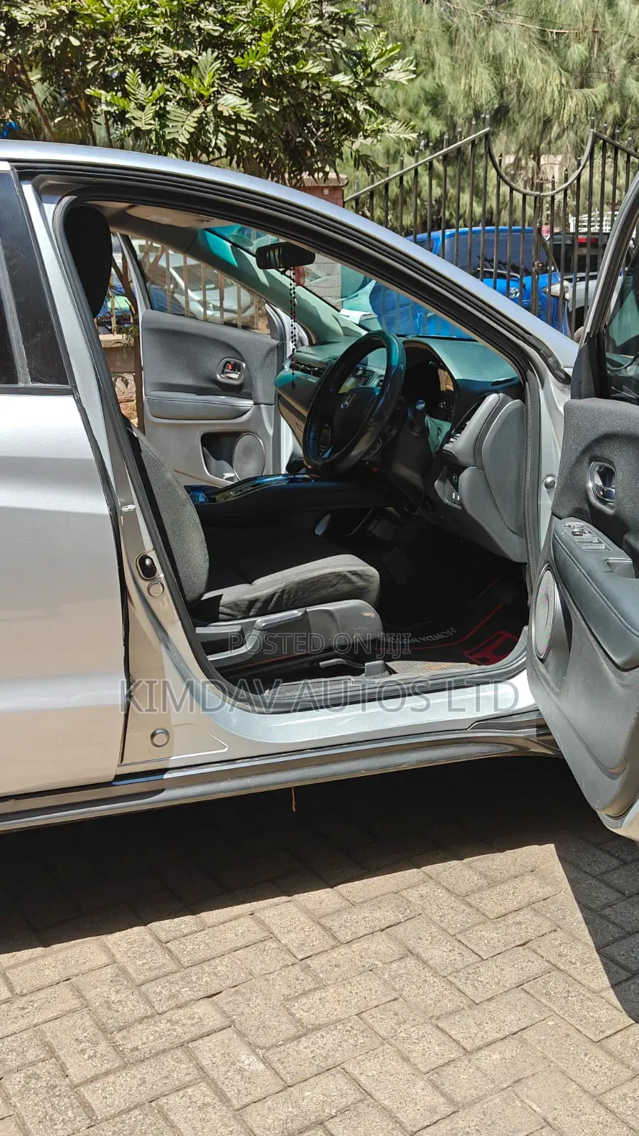 Honda Vezel 2016 Silver