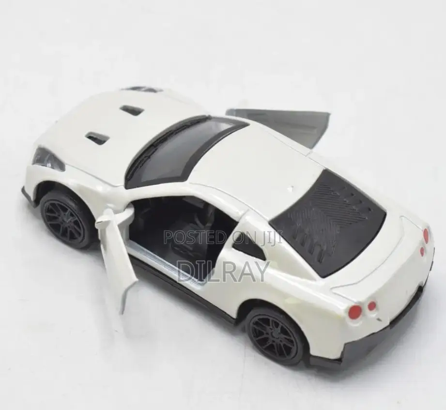 Nissan GTR Metal Scale Model